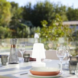 Lumisky LADY MINI Mini Lámpara de Mesa Inalámbrica H22 cm Recargable LED Blanco Cálido