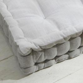 Today TOD1700239299636 Cojín de suelo CHARME, Slub, Chambray, Bordado Capucine, 40x40x10 cm Today TOD1700239299636 Cojín de suelo CHARME, Slub, Chambray, Bordado Capucine, 40x40x10 cm