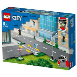 LEGO 60304 Intersección para montar, Juego de Construcción de Ciudades con Paneles y Carreteras para Montar