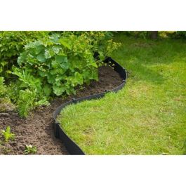 Borde de jardín - NATURE - Negro - PE reciclado, espesor 3 mm - Al 7,5 cm x 10 m - 10 anclajes negros - Al 19,5 x 1,9 x 1,8 cm