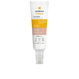 Sesderma REPASKIN FACIAL tacto seda con color SPF50 Protector solar facial 50 ml Precio: 17.5000001. SKU: B1FS53VCS5