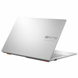 Asus 90NB0ZT1-M00RV0 Portátil VivoBook Go E1504GA Intel Core i3-N305 8GB RAM 256GB SSD 15.6" FHD Antirreflejos Win11 S Plata