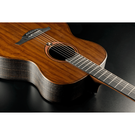 LAG Guitarra Acústica Auditorium Sauvage Lag Acabado Satinado Cuerpo de Eucalipto Tapa Maciza Brankowood 6 Cuerdas