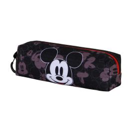 Disney Mickey Mouse Estuche Portatodo Cuadrado FAN 2.2 Year, Negro, Ripstop, Resistente a Líquidos Precio: 8.49999953. SKU: B138K2RYL6