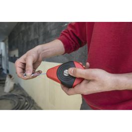 Tiralíneas manual SOLA 30 m