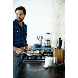 WMF Profi Resist Bratpfanne Sartén de 28 cm, Acero Inoxidable y Aluminio, para todo tipo de cocinas, Negro