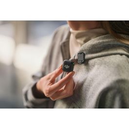 DJI Transmisor de Micrófono Inalámbrico Mic 3 Compacto con Soporte Magnético y Ligero