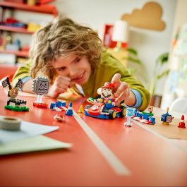 LEGO Super Mario 72043 Kart Estándar con Figura Interactiva de Mario Juego de Construcción para Carreras