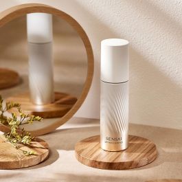 Sensai LIFT FOCUS ESSENCE Esencia Hidratante Corporal 40 ml