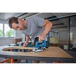 Bosch GST 18V-155 BC (2xPC4.0Ah. L-BOXX) Sierra de Calar Inalámbrica 18V, 4Ah, Agarre Superior, Velocidad Ajustable