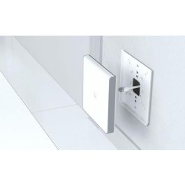 Ubiquiti 159.7 x 156.7 x 33.8 mm, 884g, RJ45, 802.11a/b/g, PoE, Bluetooth Ubiquiti 159.7 x 156.7 x 33.8 mm, 884g, RJ45, 802.11a/b/g, PoE, Bluetooth