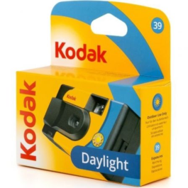 Kodak Cámara Desechable DayLight 39 Exposiciones, ISO 800, Amarilla y Azul con Flash Incorporado