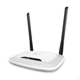 TP-Link TL-WR841N - IEEE 802.11n, IEEE 802.11g, IEEE 802.11b, 2.4 - 2.4835GHz