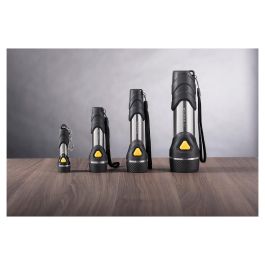 VARTA Linterna de Llavero Day Key Chain LED Aluminio/Negro, 12 lm, 1 Batería AAA Incluida, A Prueba de Golpes