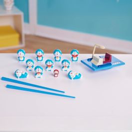 Epoch Doraemon 7405 Juego de Equilibrio All Over con Figuras de Doraemon para Niños +4 Años