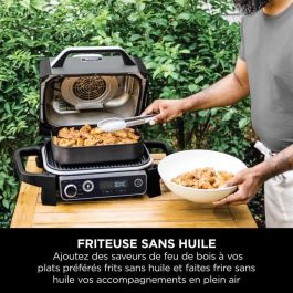 Ninja OG701EU Barbacoa Eléctrica de Exterior con Ahumador + Freidora de Aire Woodfire, Tecnología de Sabor a Leña