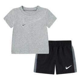 Conjunto Deportivo para Bebé Nike Club Multicolor Precio: 32.79000054. SKU: B12JC2P5LR