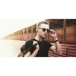 JBL Tune 210 Auriculares In-Ear Grises con Pure Bass, Control Remoto de 1 Botón y Micrófono Integrado para Llamadas