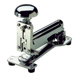 Grapadora Casco M35C Cromada Grapadora Casco M35C Cromada Precio: 160.49999988. SKU: B13C2LMNK4