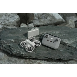 DJI Dron ultracompacto Neo Fly More Combo, 135g, Accesorios Incluidos, Captura Cinematográfica