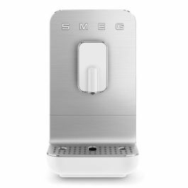 Smeg Cafetera Superautomática BCC11WHMEU Blanca Precio: 495.49999972. SKU: B1BGJ29DBE