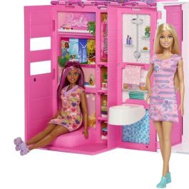 Barbie HRJ77 Muñeca 65 Aniversario con Casa de Muñecas Plegable Amueblada, 2 Pisos, 4 Áreas de Juego y Cachorro