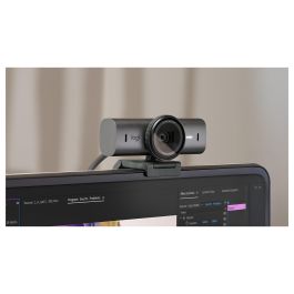 Logitech Brio 705 Cámara Web 4K Master Series Grafito, 3840 x 2160, 30 fps, Zoom 4x, Tapa de Privacidad, USB-C 960-001559