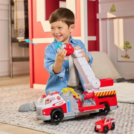 Spinmaster SPI6072600 Camión de Bomberos y Figura de Marcus de Patrulla Canina para Niños a Partir de 3 Años