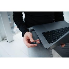 Verbatim Pendrive Store "N" Go 128GB USB-C 3.2 Retráctil Negro