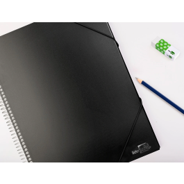 Liderpapel Carpeta Escaparate con Espiral 80 Fundas Polipropileno DIN A4 Negro