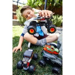 Hot Wheels FYJ83 Monster Truck 1:24 Modelo Aleatorio 3 Años en Adelante Hot Wheels FYJ83 Monster Truck 1:24 Modelo Aleatorio 3 Años en Adelante