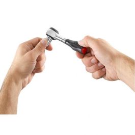 Facom Carraca 1/4'' con Mango Giratorio R.360 para Acercamiento Ultrarrápido y Acceso a Tuercas Difíciles, 5° Función Palma Facom Carraca 1/4'' con Mango Giratorio R.360 para Acercamiento Ultrarrápido y Acceso a Tuercas Difíciles, 5° Función Palma
