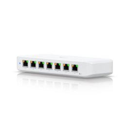 Ubiquiti Networks Ultra 210W Gestionado L2 Gigabit Ethernet PoE Blanco Precio: 191.50000023. SKU: B18GH75B8Y