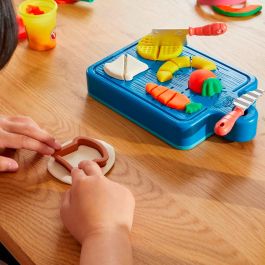 Play-Doh Little Chef's Kit, masa para modelar, 14 accesorios de cocina, juguetes preescolares