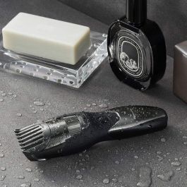 Panasonic BARBERO RECARGABLE WET&DRY - Maquinilla de afeitar para seco y mojado con base de carga y accesorios