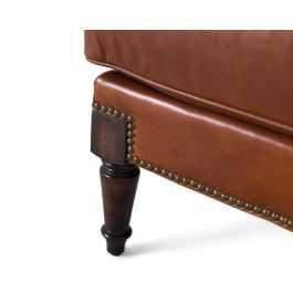 Giner Y Colomer Sillón Tapizado en Cuero Marrón con Reposabrazos y Patas de Madera Nogal