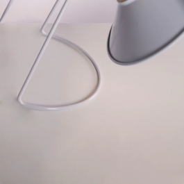 Kremenchuk Lámpara de Mesa SKD-T1013 Metal y Madera para Despacho y Dormitorio