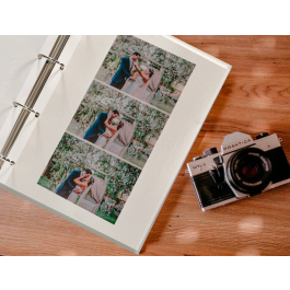 Liderpapel Álbum de Fotos con Anillas y 20 Hojas Autoadhesivas - Medidas 325x270mm