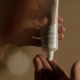 Sensai Protector Solar Facial Anti-Edad Silky Bronze SPF50+ 50 ml