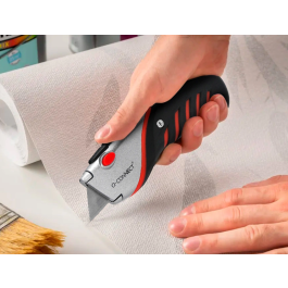 Q-connect XD-8300 Cúter Metálico de Aleación de Aluminio Ancho, Cuchilla 19 mm, Mango Caucho, Incluye 2 Cuchillas Repuesto, Blíster 1 Unidad