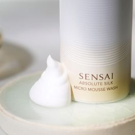 Sensai ABSOLUTE SILK micro mousse wash limpiador facial en mousse 180 ml