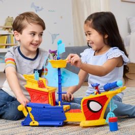 Hasbro G0666 Spidey Water Webs Barco Pirata de Spidey and His Amazing Friends Set de Juego con 2 Figuras y Vehículo, 43.1 cm, +3 años
