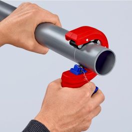 Knipex 90 23 01 BK Cortatubos para Plástico y Acero, Diámetro de Corte hasta 50 mm, Color Azul/Rojo