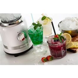 Ariete Batidora de Vaso Moderna Blanca con Vaso de Vidrio, 4 Cuchillas de Acero Inoxidable y 4 Velocidades Ariete Batidora de Vaso Moderna Blanca con Vaso de Vidrio, 4 Cuchillas de Acero Inoxidable y 4 Velocidades