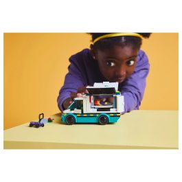 LEGO 60451 Ambulancia de Emergencias, Juego Construcción, 184 Piezas, 5+ Años