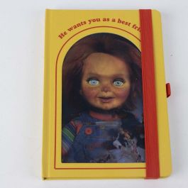 Set de Papelería Chucky Morado