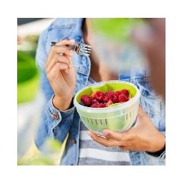 Emsa N10722 Clip & Go Fruit Bowl Fiambrera con Colador 1.1 L - Hermético para Fruta