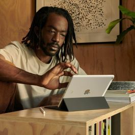 Tablet Apple MK4E3TY/A 10,2" Hexa Core 3 GB RAM 64 GB Gris