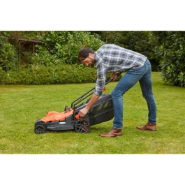 Black + Decker BEMW481BH Cortadora de Césped Eléctrica 1800W, 42cm de Ancho de Corte, Manillar Ergonómico, Color Negro