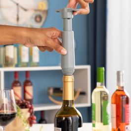 Bomba de Vacío y Tapones para Vino Winuum InnovaGoods (4 tapones)